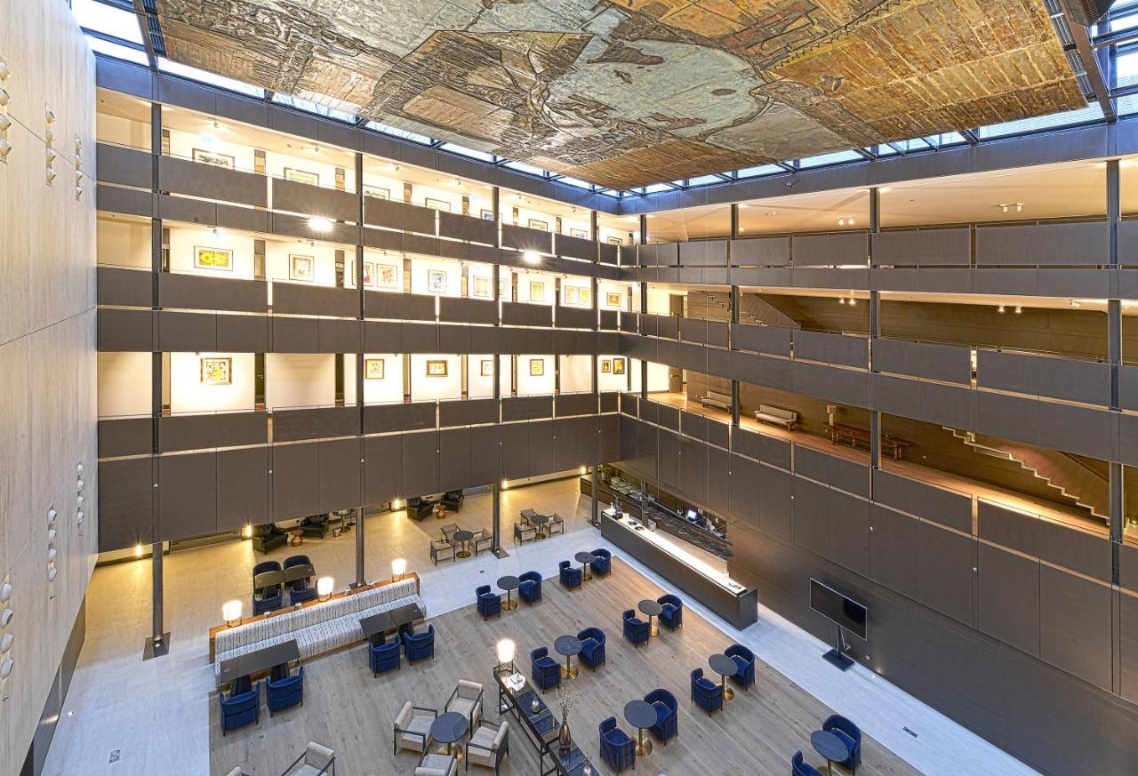 ปาราดอร์ เด เลออน Hotel ภายนอก รูปภาพ The atrium of the new building